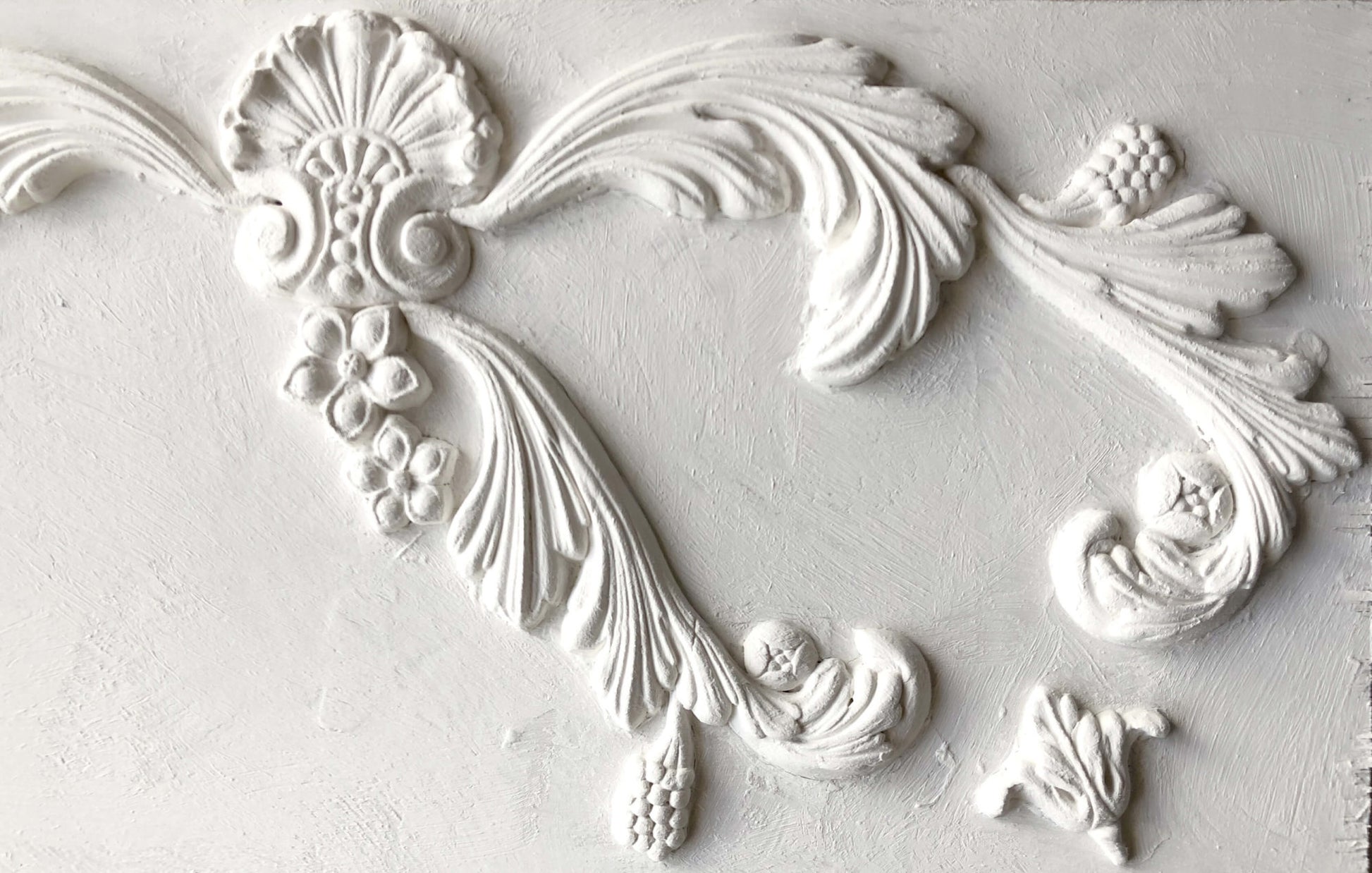 air dry clay with acanthus scroll mould